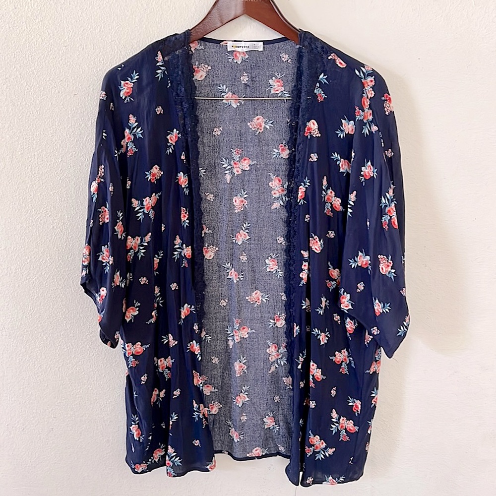 Society 212 Floral Kimono Size Medium Boho Cardigan